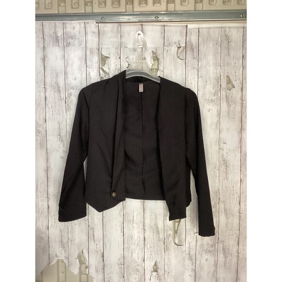 Love Republic Women's Solid Black Open Front Crop Blazer Size W19 L20 - Picture 1 of 5
